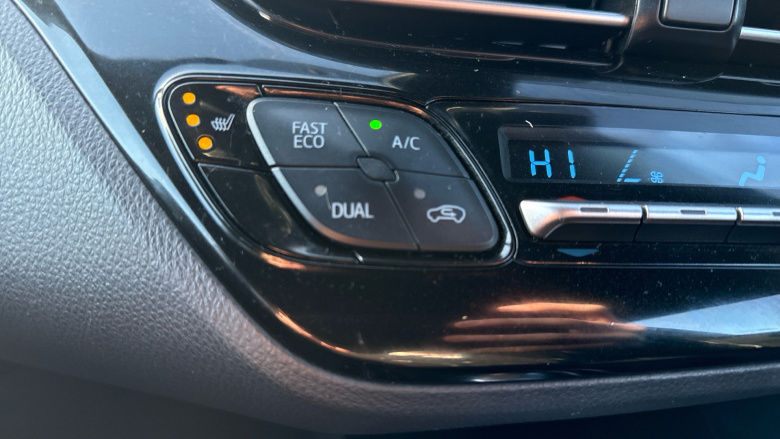 Toyota C-HR 1.8 Hybrid Design 5dr CVT Hybrid Hatchback